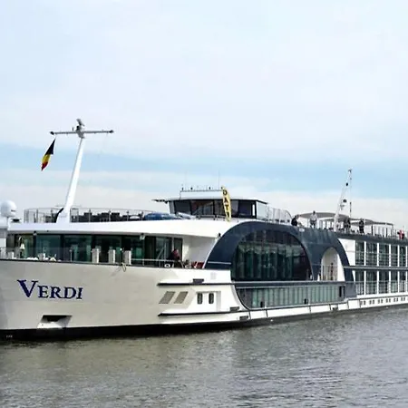 Отель Kd Hotelship Messe South